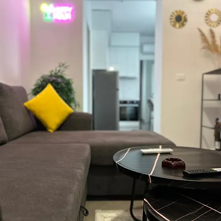 Dreamscape Bllok Appartamento Tirana