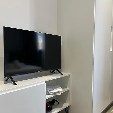 Dreamscape Bllok Appartamento Tirana