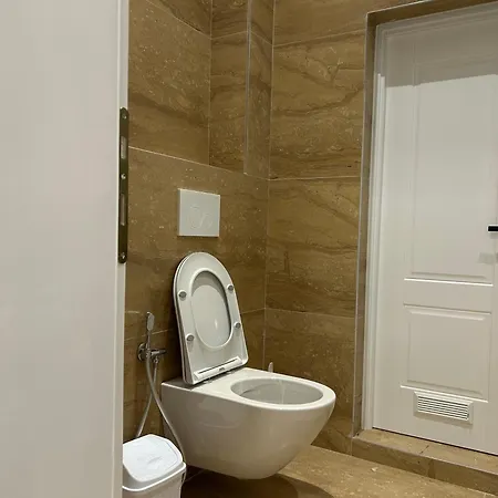 Dreamscape Bllok Tirana