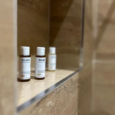 Dreamscape Bllok Lägenhet Tirana